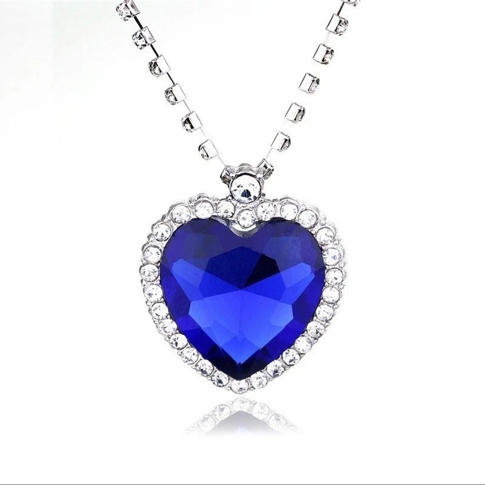 Titanic Heart of the Ocean Pendant nostalgic Movie gifts for her - Picture 2 of 7